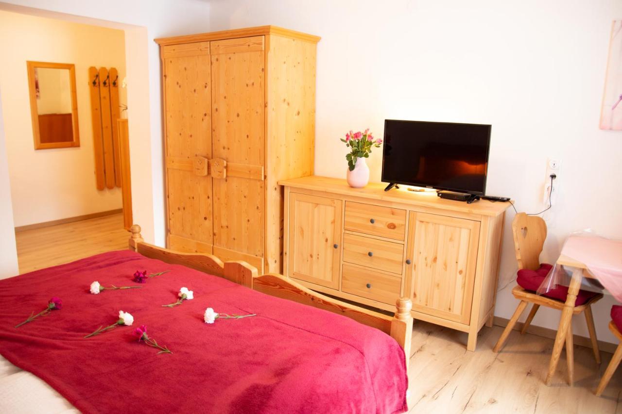 Apartments Marie B Hallstatt Eksteriør billede